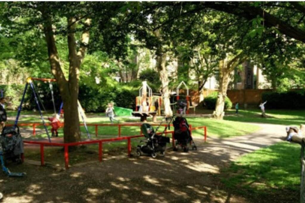 Great Location Service And Stay Double Ensuite Room With Shared Kitchen- 5Mins Walk From Tufnell Park Londres Exterior foto